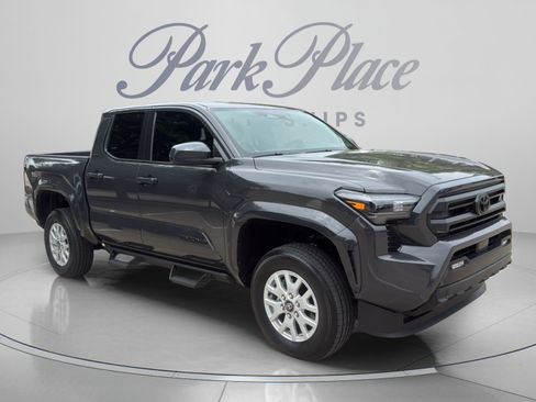 Used 2026 Toyota Tacoma SR5 AWD/4WD image 7