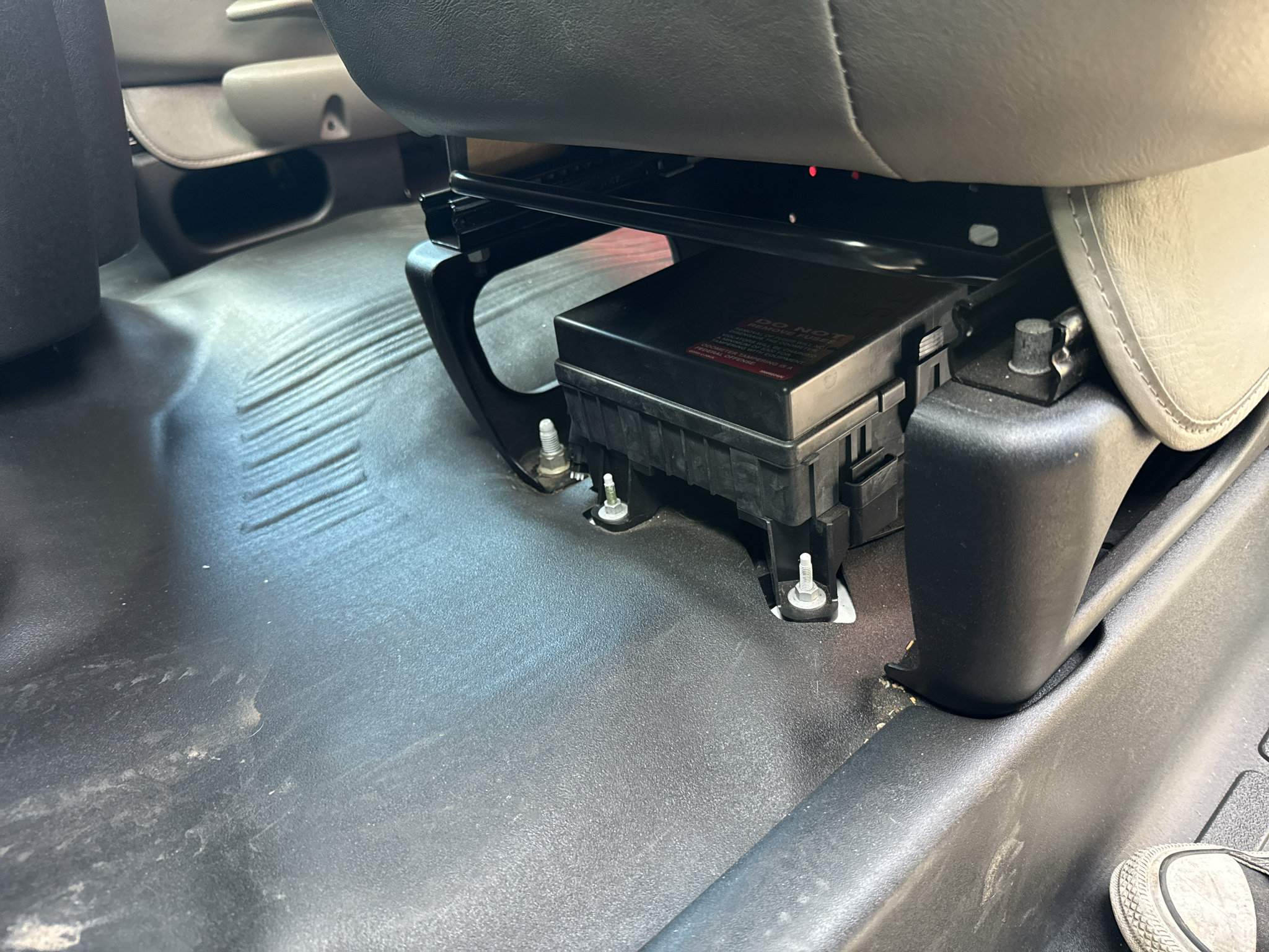 Used 2025 GMC Savana 2500 w/ Driver Convenience Package RWD image 37