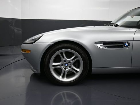 Used 2001 BMW Z8 image 12