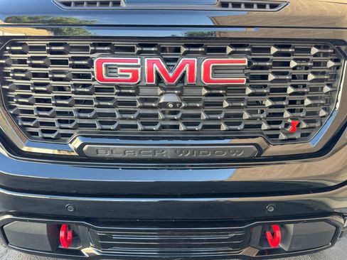 Used 2023 GMC Sierra 1500 AT4 w/ AT4 Premium Package AWD/4WD image 18