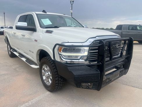 Used 2022 RAM 2500 Laramie w/ Body Color Bumper Group AWD/4WD image 7