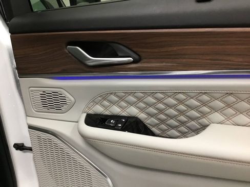 Used 2021 Jeep Grand Cherokee L Summit w/ Advanced Protech Group IV AWD/4WD image 25