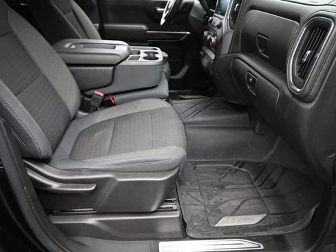 Used 2019 Chevrolet Silverado 1500 LT w/ All-Star Edition image 6