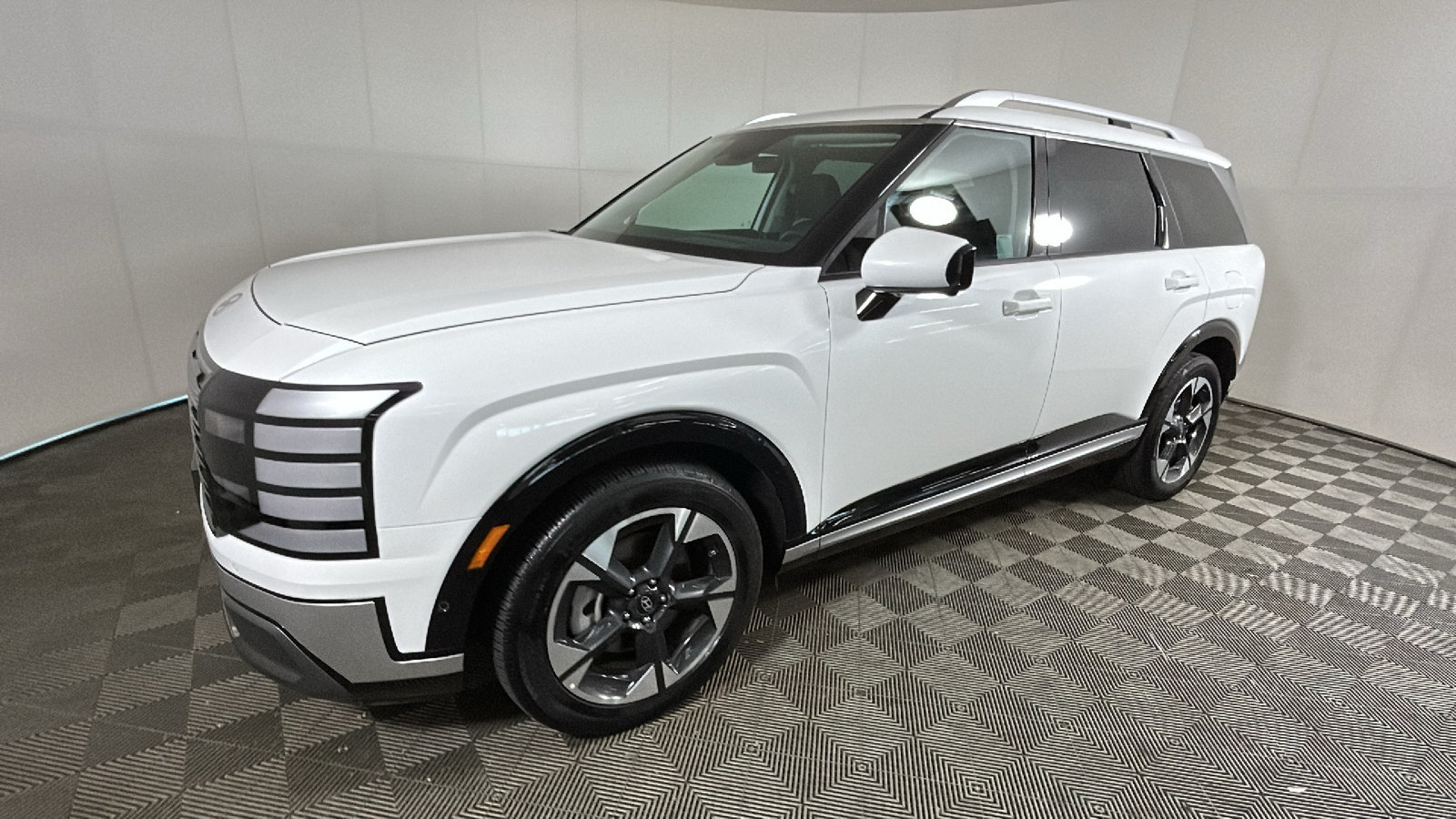Used 2026 Hyundai Palisade Limited FWD image 8