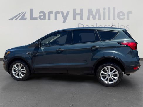 Used 2019 Ford Escape S FWD image 2