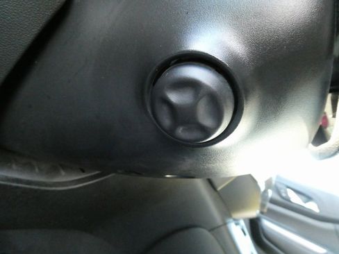 Used 2020 GMC Acadia SLT w/ Premium Package image 27