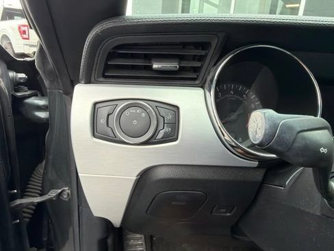 Used 2015 Ford Mustang Premium RWD image 6