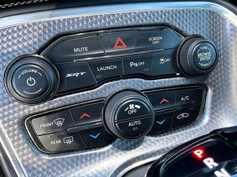 Used 2017 Dodge Challenger SRT Hellcat image 34