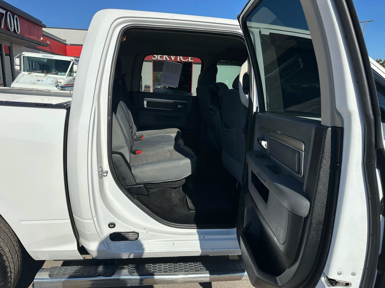 Used 2017 RAM 1500 Big Horn AWD/4WD image 12