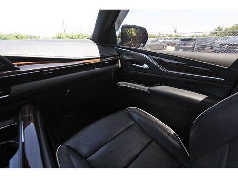 Used 2023 Cadillac Escalade Premium Luxury AWD/4WD image 11