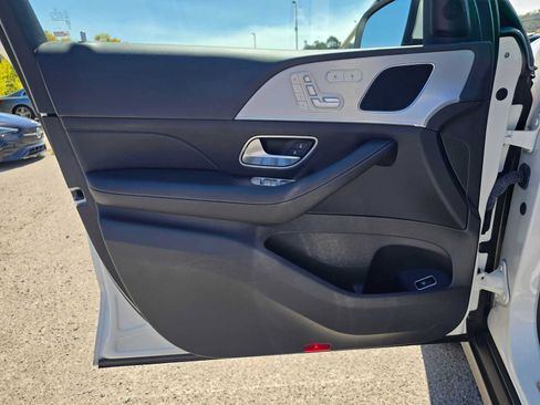 Used 2024 Mercedes-Benz GLE 350 4MATIC image 19
