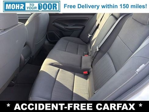 Used 2022 Nissan Altima 2.5 SV image 31