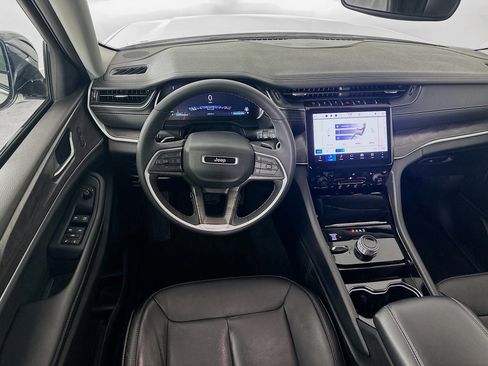 Certified 2023 Jeep Grand Cherokee Limited AWD/4WD image 30