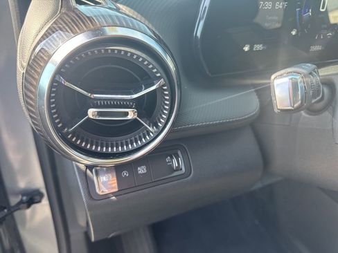 Used 2025 Chevrolet Equinox LT w/ Convenience Package II FWD image 27