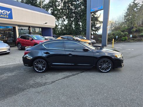 Used 2020 Acura ILX image 2