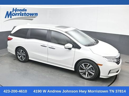 Used 2024 Honda Odyssey Touring image 1