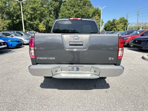 Used 2011 Nissan Frontier SV w/ SV Premium Utility Pkg RWD image 5