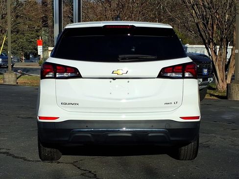 Used 2022 Chevrolet Equinox LT image 4