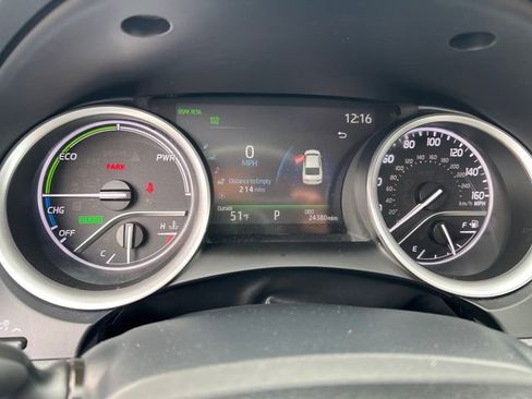 Used 2023 Toyota Camry XLE image 14