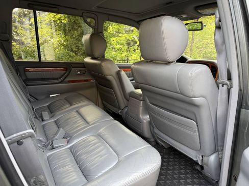 Used 1999 Lexus LX 470 4WD image 24