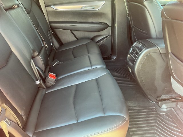 Used 2022 Cadillac XT5 Luxury FWD image 28