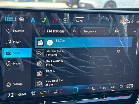 New 2025 Volkswagen ID.4 Pro image 17