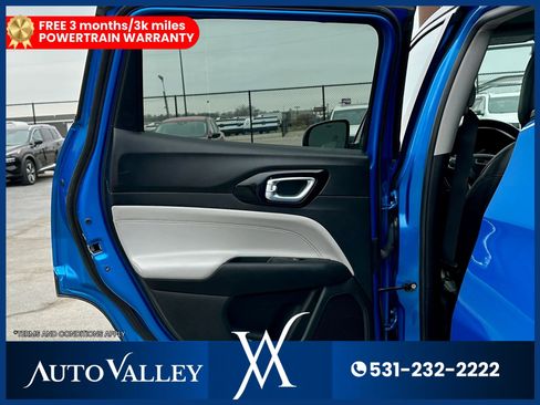 Used 2022 Jeep Compass Limited image 20