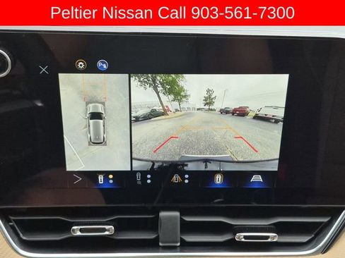 Used 2025 Chevrolet Equinox ACTIV w/ Safety and Technology Package FWD image 38
