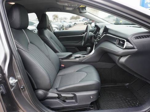 Used 2023 Toyota Camry SE image 23