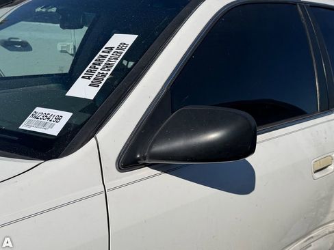 Used 1999 Toyota Camry XLE image 6