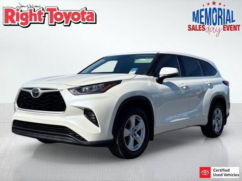 Certified 2020 Toyota Highlander L AWD/4WD image 1