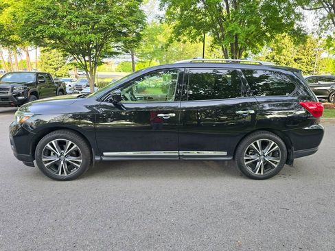 Used 2018 Nissan Pathfinder Platinum FWD image 5