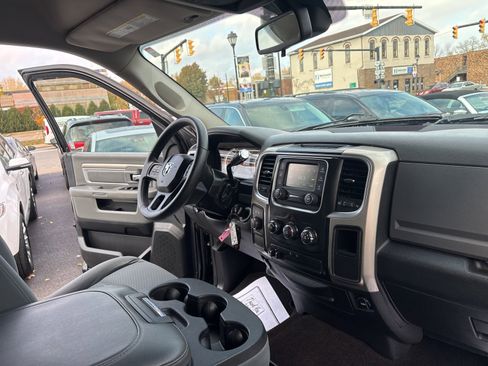 Used 2014 RAM 2500 SLT image 20