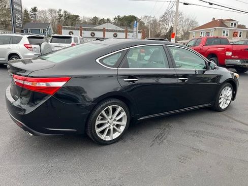 Used 2014 Toyota Avalon XLE Touring image 3
