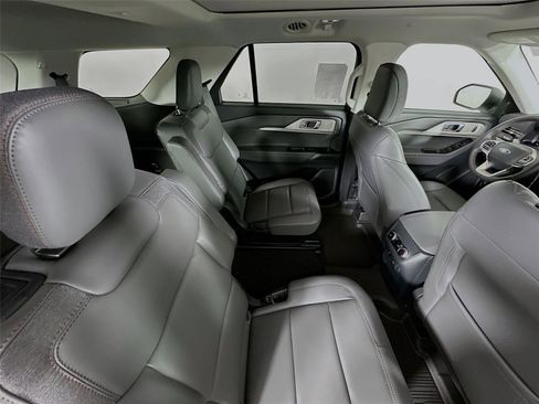 New 2026 Ford Explorer Active w/ Active Comfort Package image 29