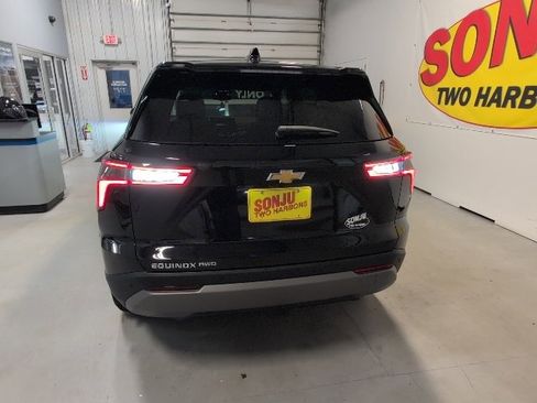 New 2026 Chevrolet Equinox LT w/ Convenience Package II image 31