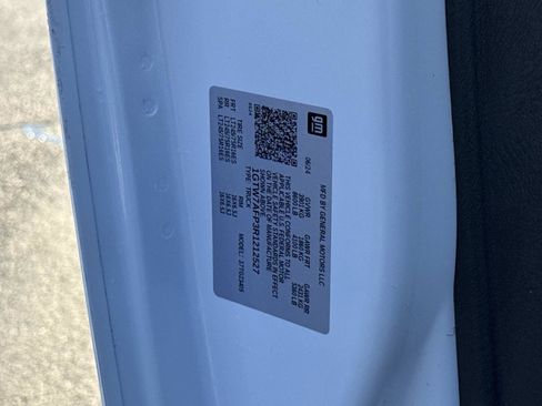 Used 2024 GMC Savana 2500 w/ Driver Convenience Package image 30