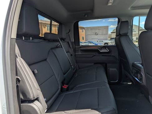 New 2026 GMC Sierra 3500 Denali w/ Denali Reserve Package AWD/4WD image 31