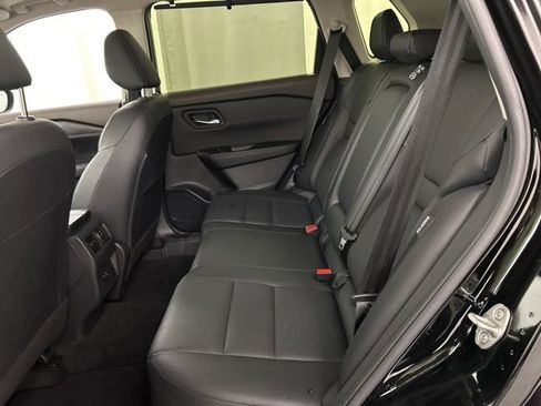 Used 2023 Nissan Rogue SV w/ SV Premium B Package AWD/4WD image 24