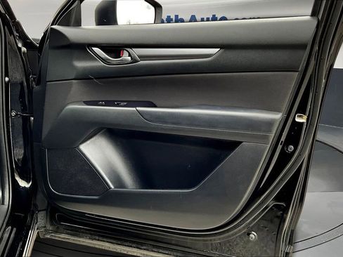 Used 2019 MAZDA CX-5 Sport FWD image 24