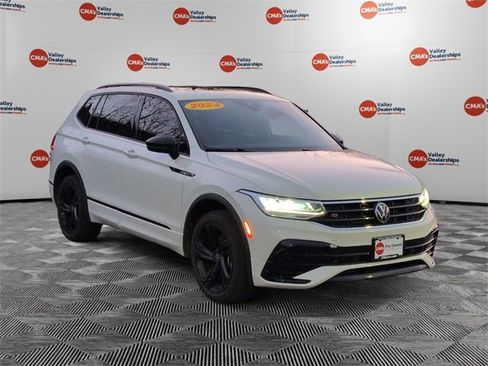 Used 2024 Volkswagen Tiguan SE R-Line image 3