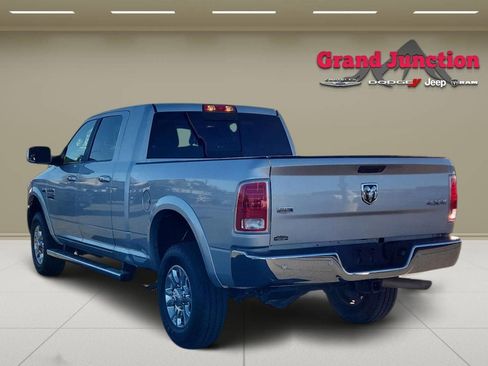 Used 2018 RAM 2500 Laramie w/ Convenience Group AWD/4WD image 5