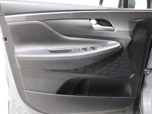 Used 2022 Hyundai Santa Fe SEL image 17