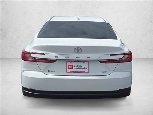 Used 2025 Toyota Camry LE FWD image 6