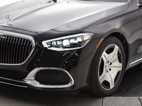 New 2026 Mercedes-Benz Maybach S 580 4MATIC image 11