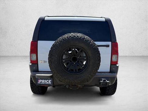 Used 2007 HUMMER H3 AWD/4WD image 6
