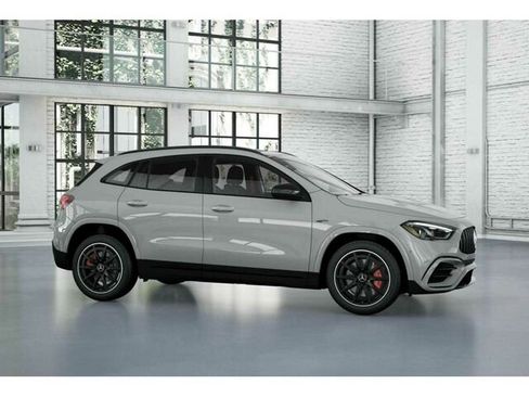 New 2026 Mercedes-Benz GLA 35 AMG 4MATIC image 15