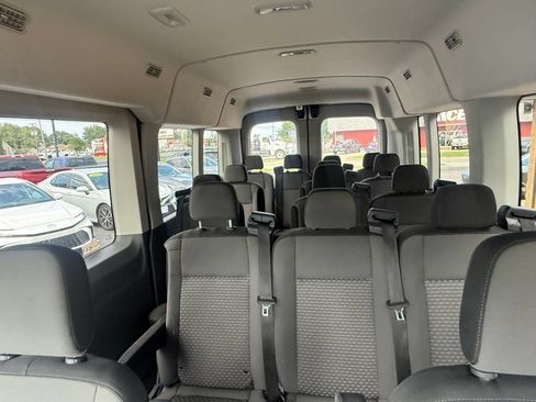 Used 2023 Ford Transit 350 XLT RWD image 3