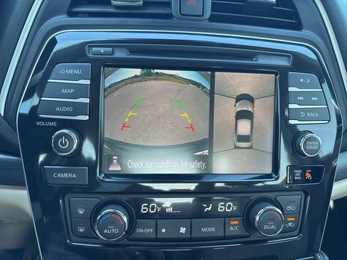 Used 2023 Nissan Maxima Platinum w/ Sport Mat Group image 16