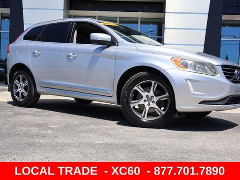 Used 2015 Volvo XC60 T6 AWD/4WD image 2